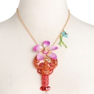 Betsey Johnson Red Lobster Orchid Necklace Brand New Without Tag ..tag Has Been